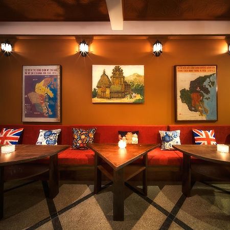 Della Boutique Hotel Хошимин Экстерьер фото