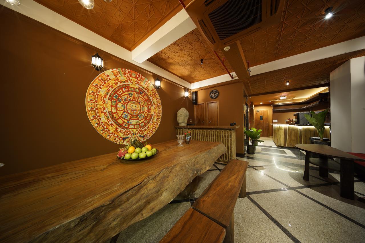 Della Boutique Hotel Хошимин Экстерьер фото